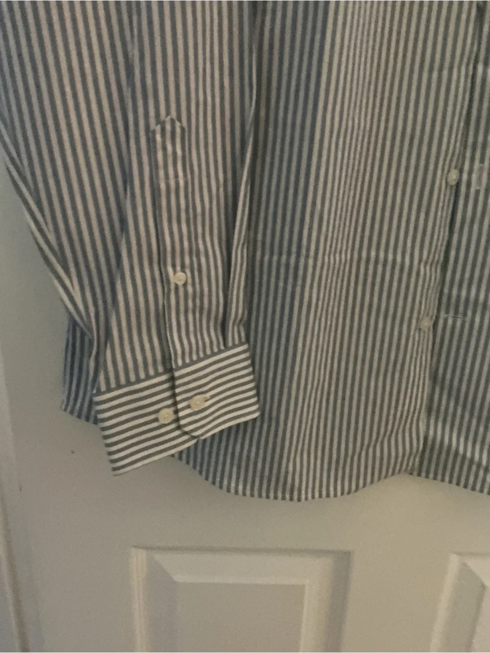 Men's Blue and White Stripe Button-Up Shirt